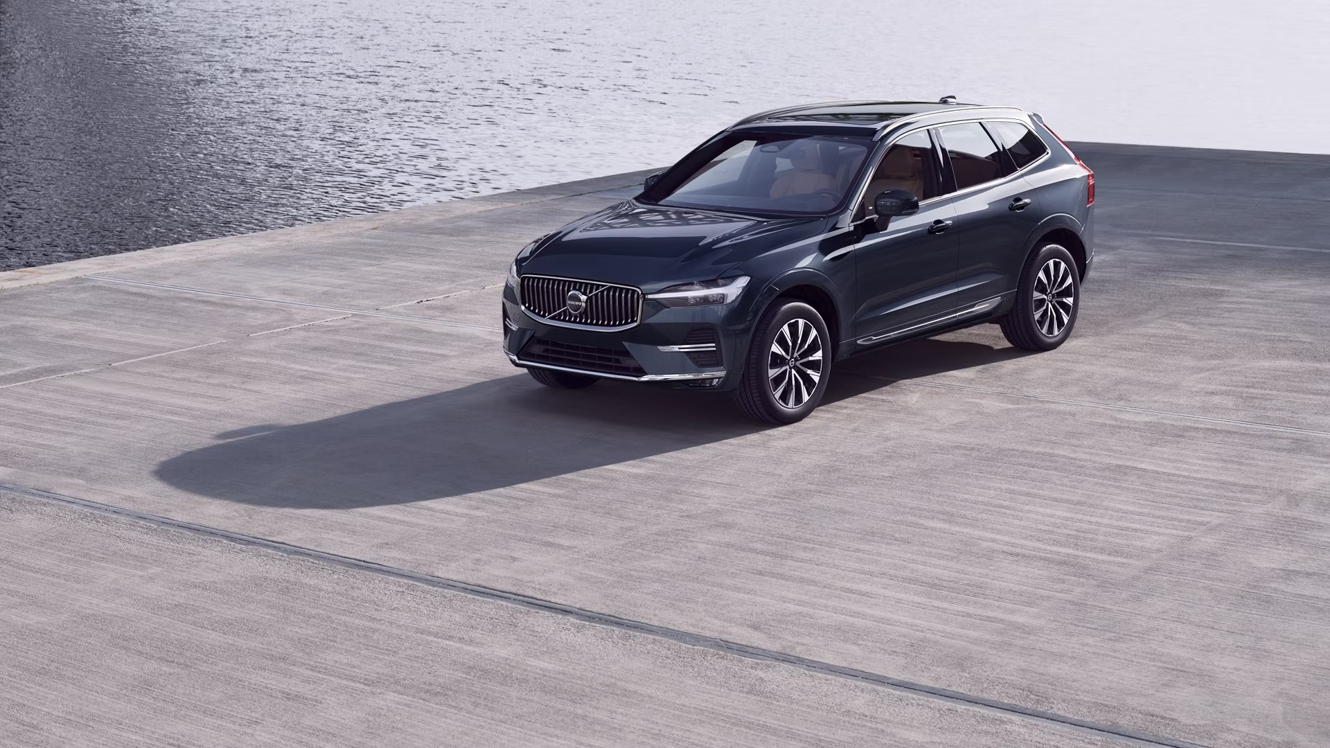 Xe Volvo XC60 ULTRA màu Denim Blue 