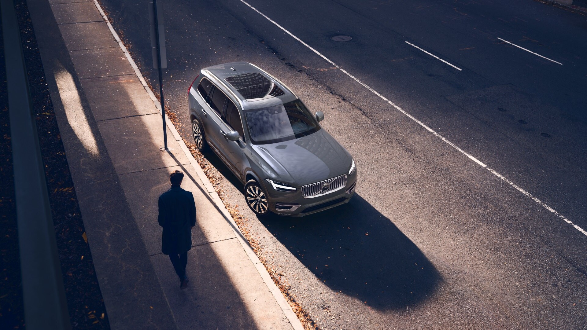 Xe VOLVO XC90 ULTRA màu Silver Drawn 