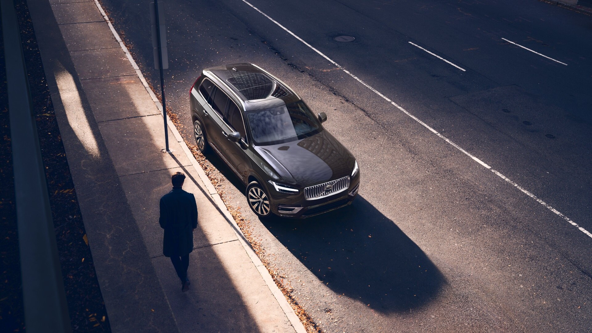 Xe VOLVO XC90 ULTRA màu Denim Blue 